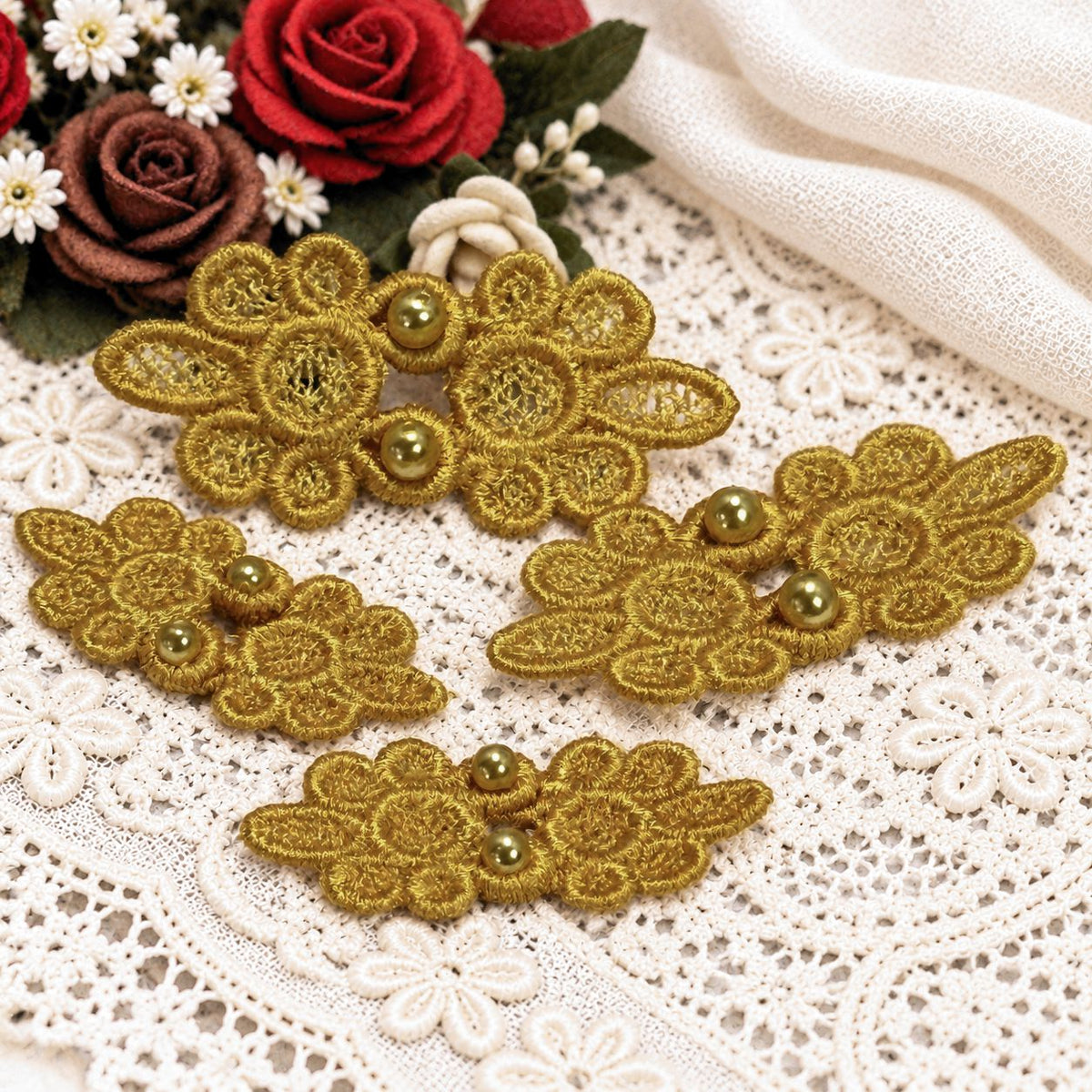 Frog Closures for Dolls