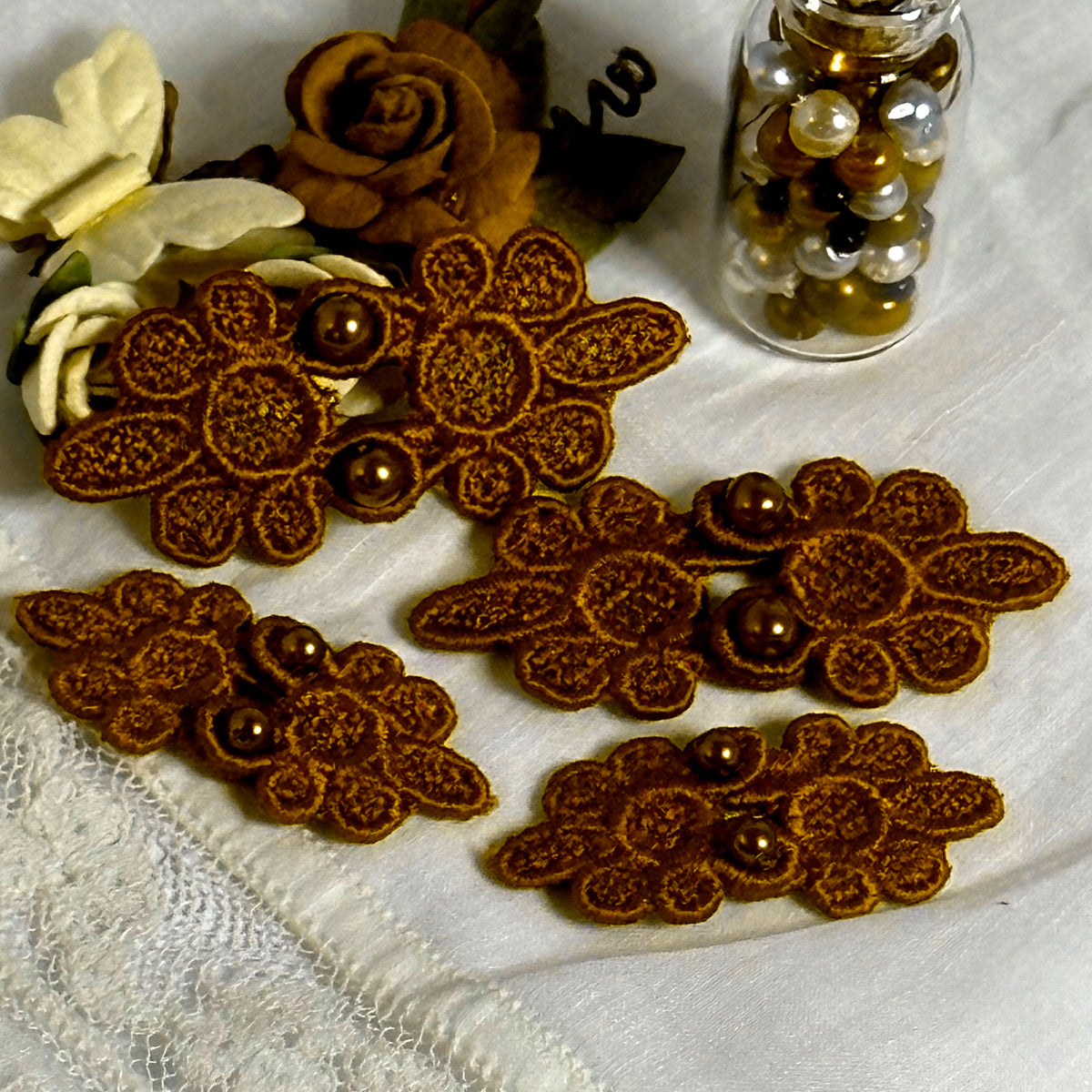 Frog Closures for Dolls