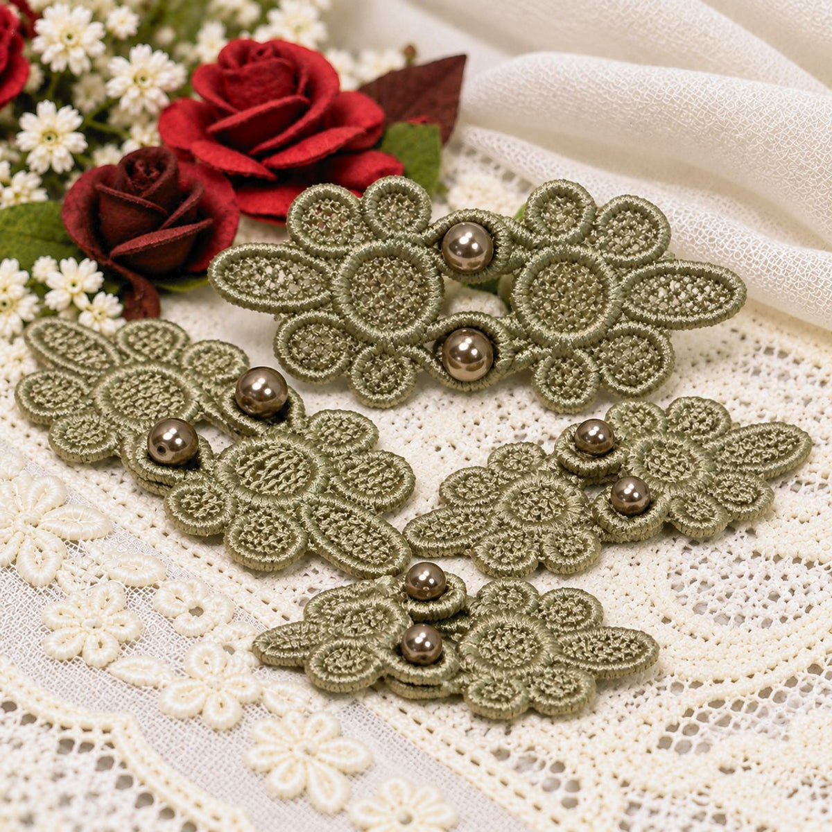 Frog Closures for Dolls