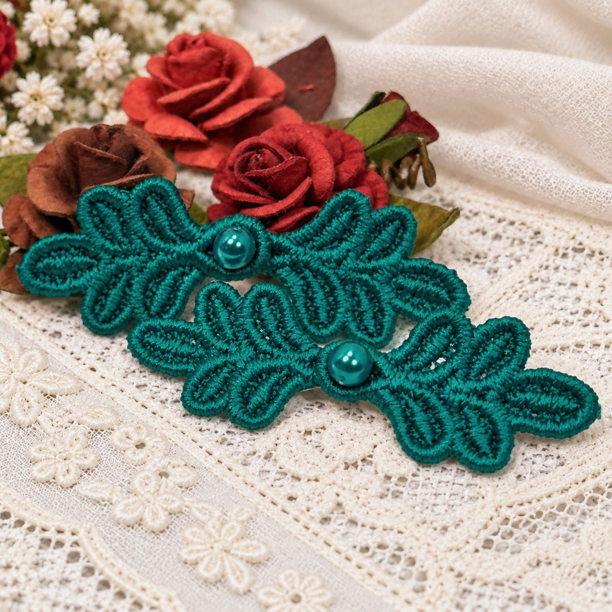 Frog Closures for Dolls