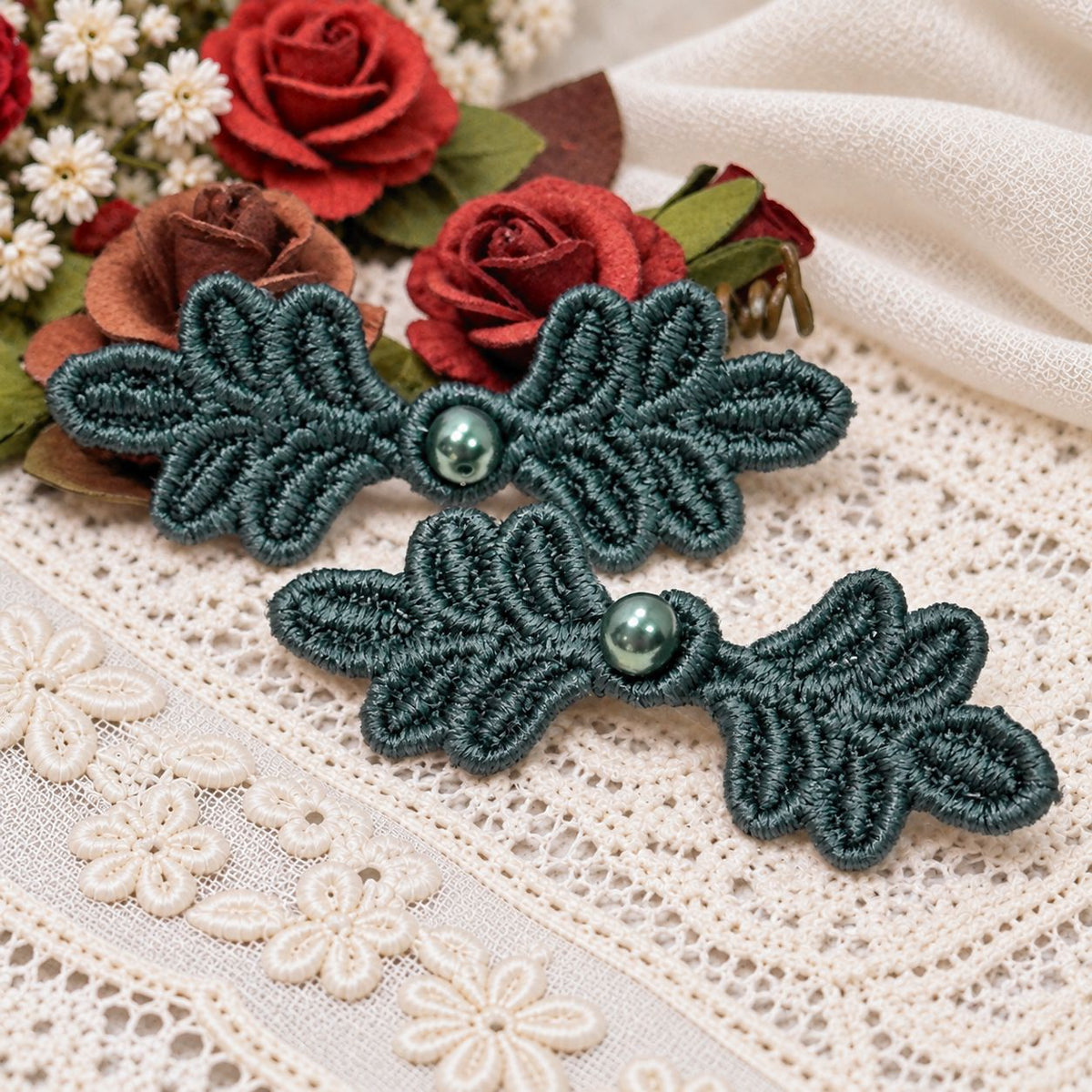 Frog Closures for Dolls