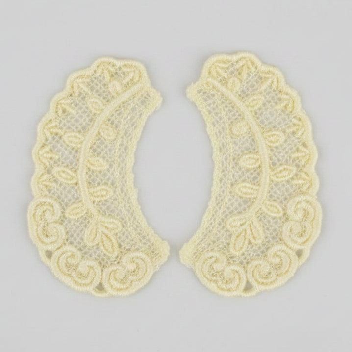 Lace Collar