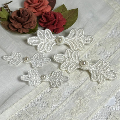 Frog Closures for Dolls