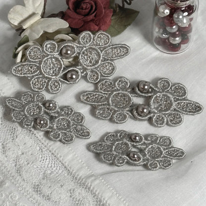 Frog Closures for Dolls