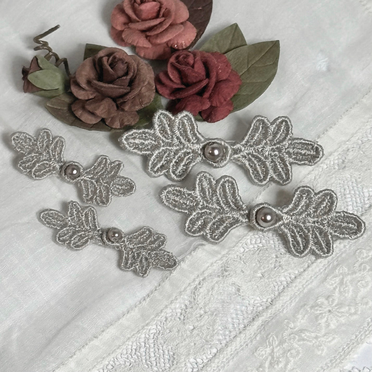 Frog Closures for Dolls